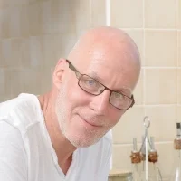 Patrick-Buys-Homes-Ian-Thompson
